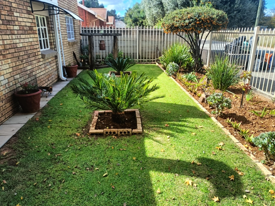 3 Bedroom Property for Sale in Naudeville Free State